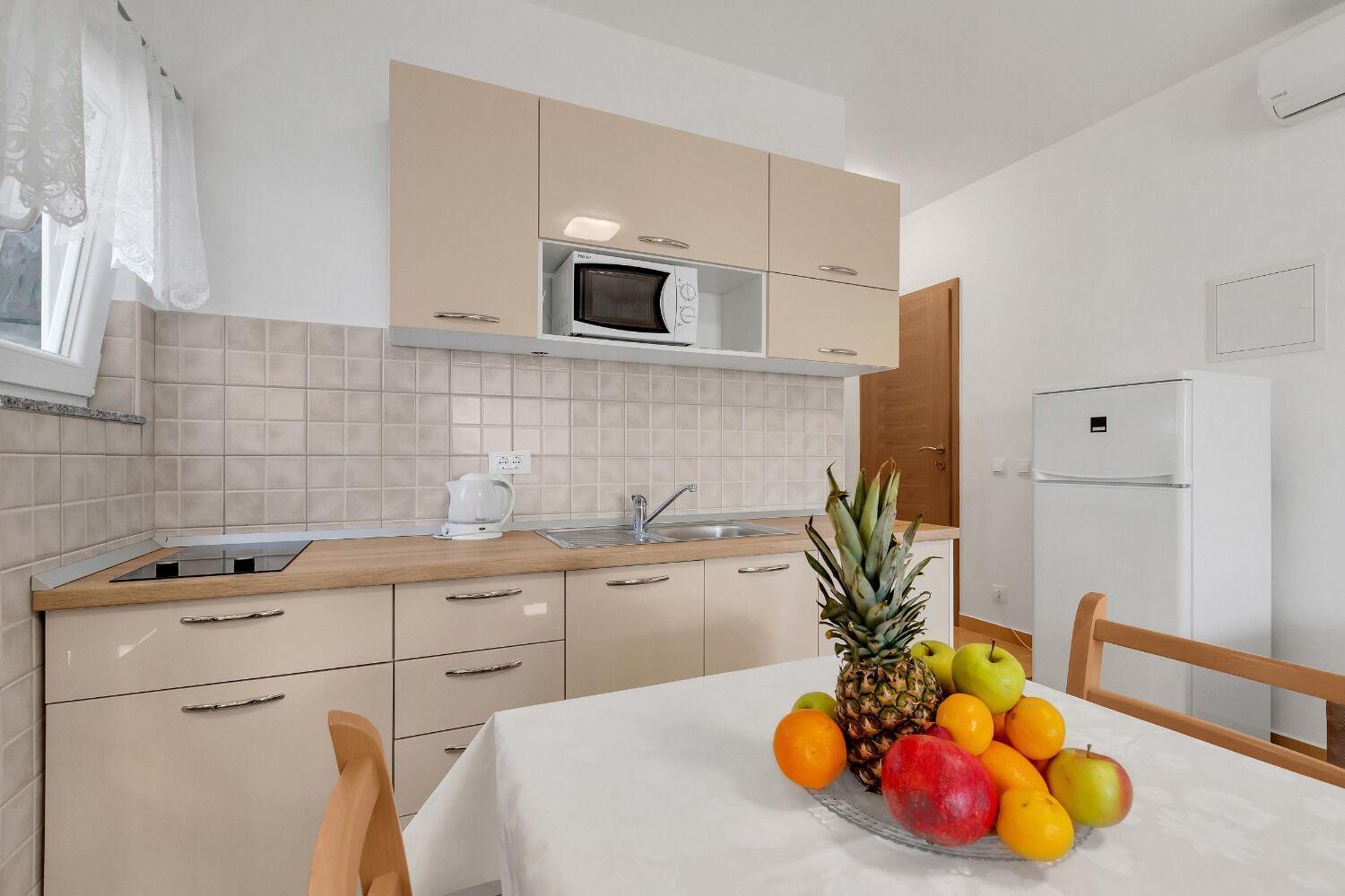 Apartments Anka Brela Luaran gambar