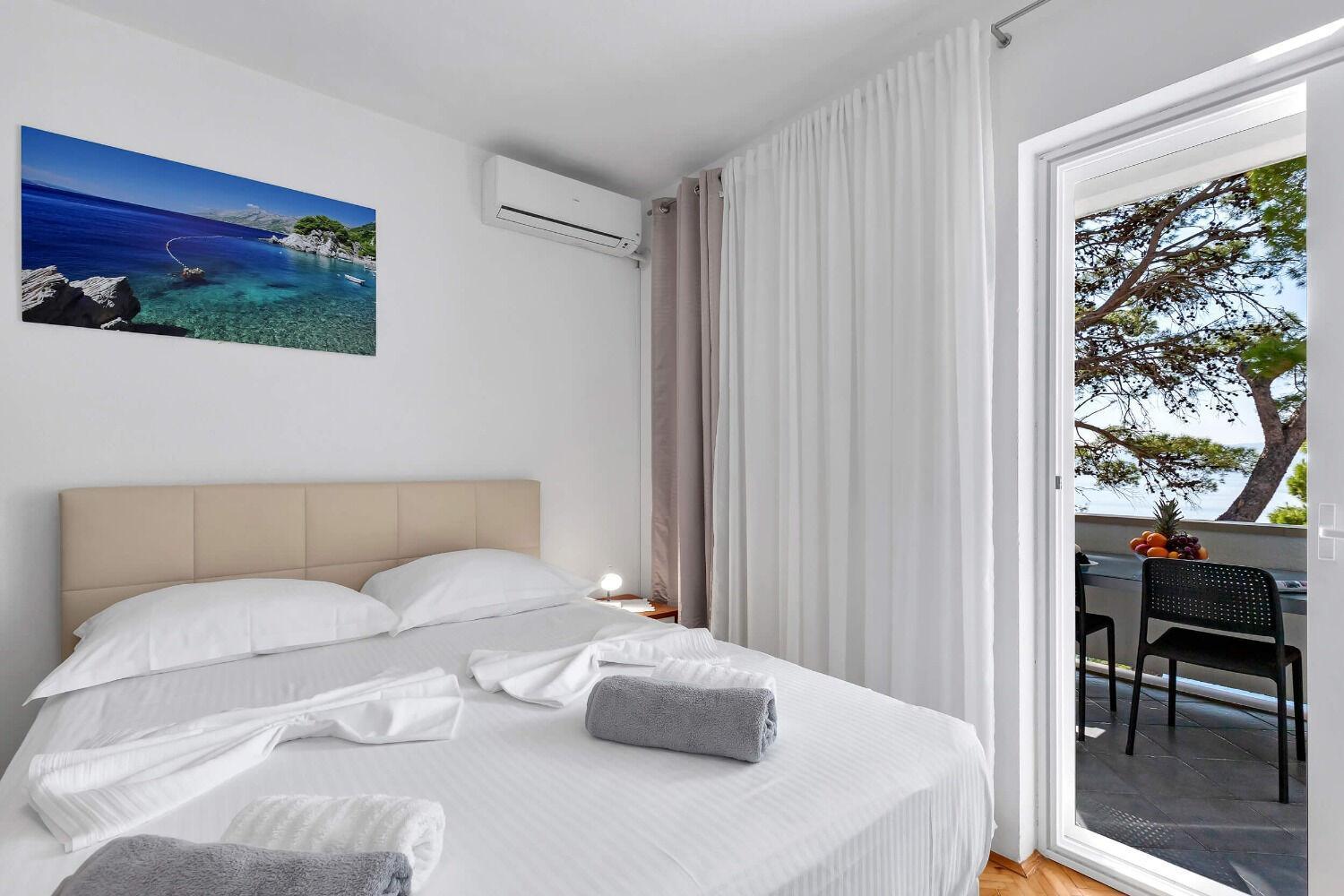 Apartments Anka Brela Luaran gambar
