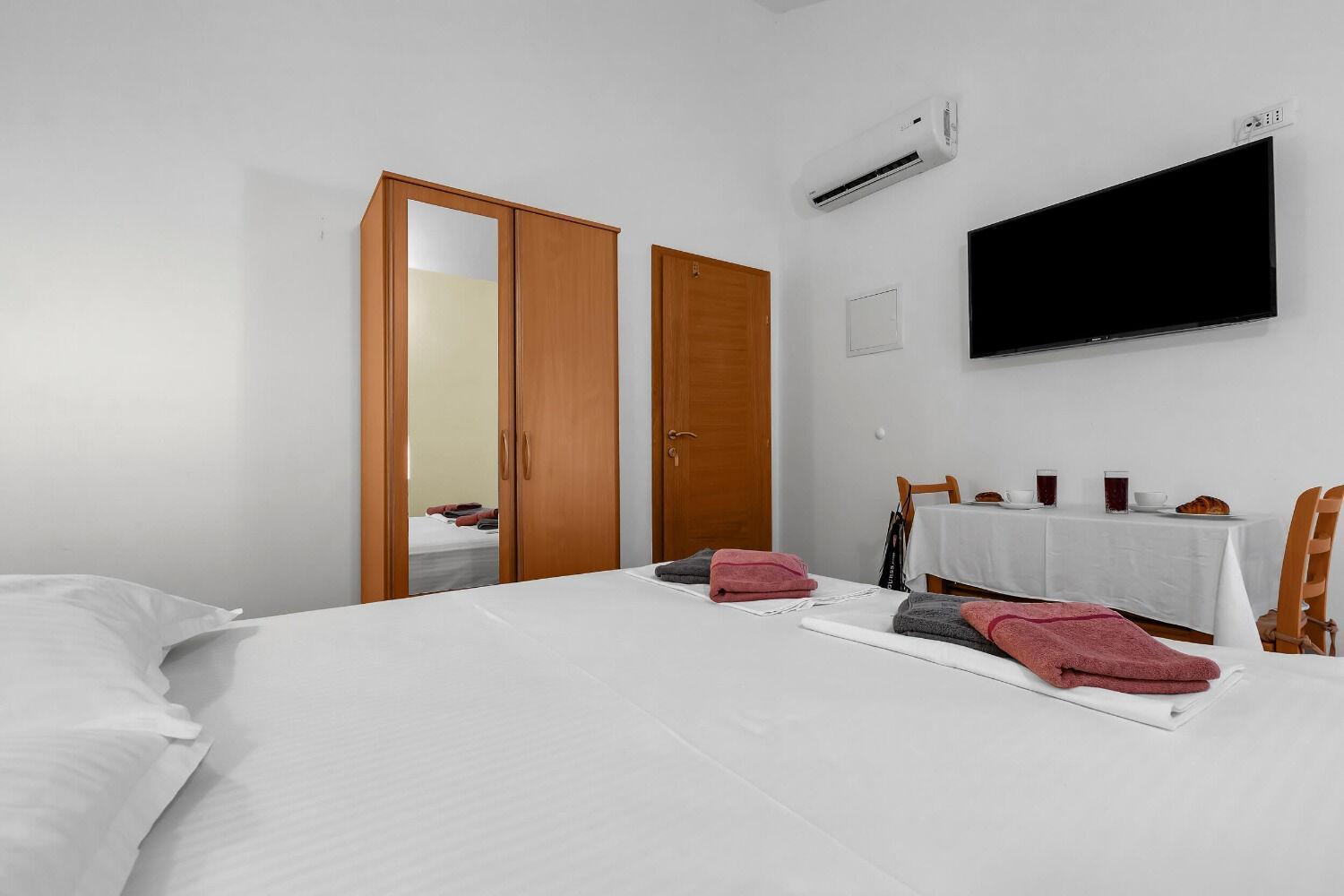 Apartments Anka Brela Luaran gambar