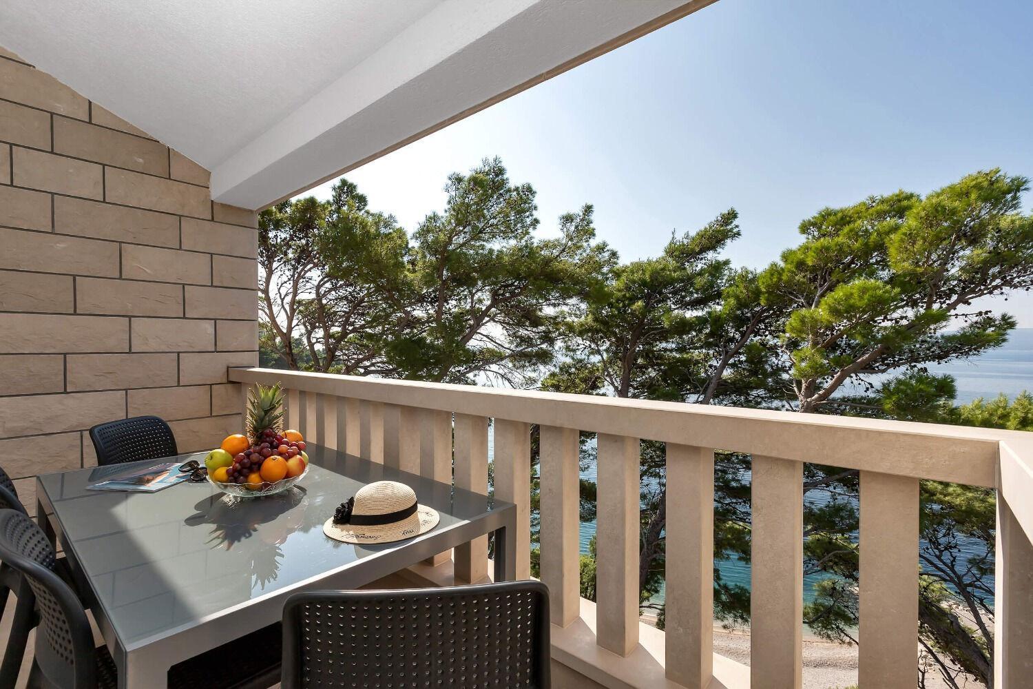 Apartments Anka Brela Luaran gambar